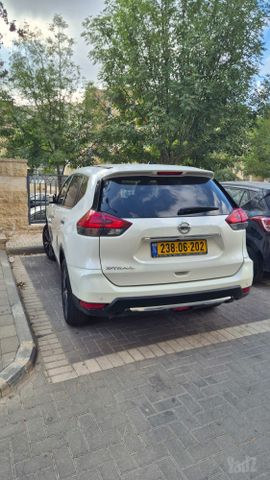 ניסאן אקס טרייל