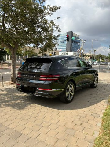 ג'נסיס GV80
