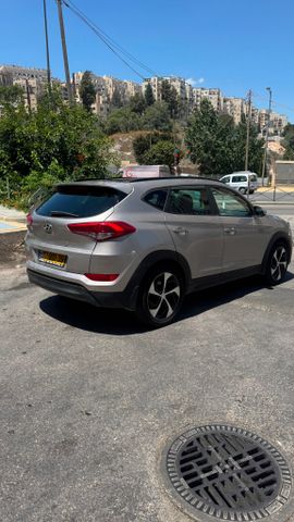 יונדאי טוסון