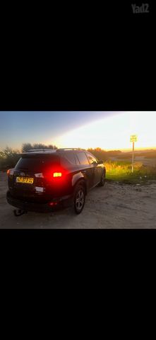 מודעת רכב טויוטה RAV4