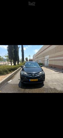 טויוטה RAV4