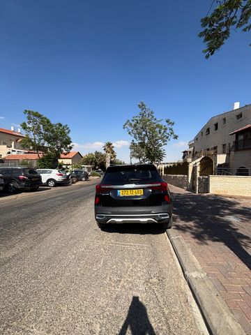 קיה סלטוס