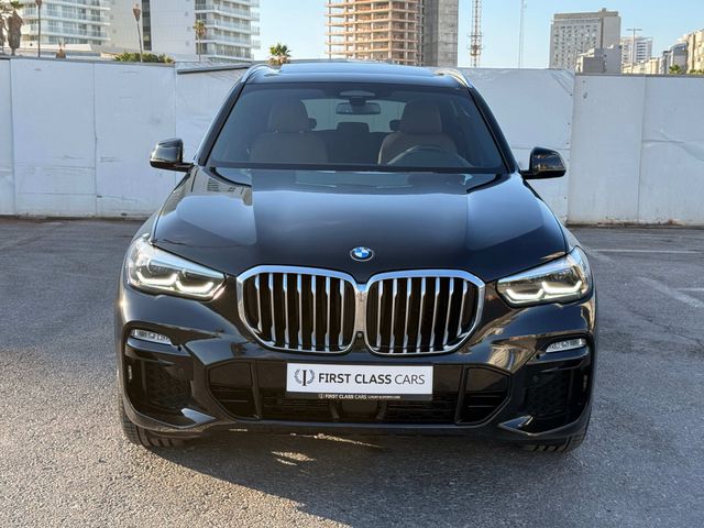 ב מ וו X5