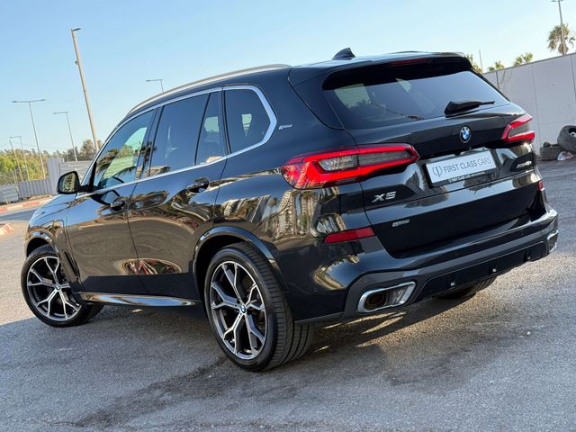 ב מ וו X5