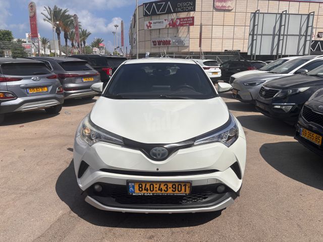 טויוטה C-HR