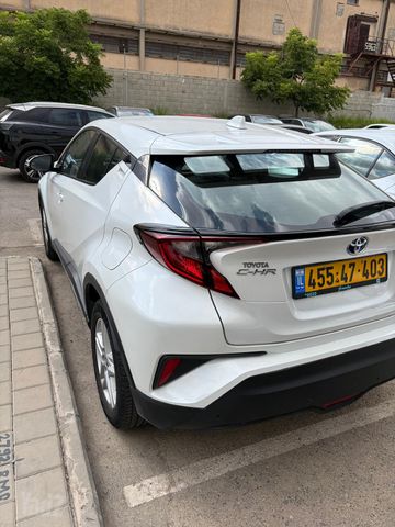 טויוטה C-HR