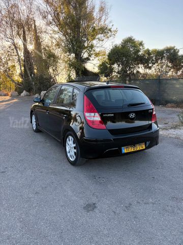 יונדאי i30