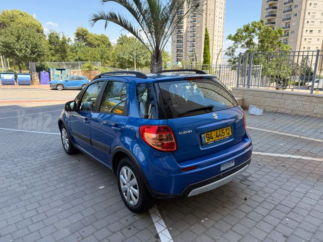 סוזוקי SX4