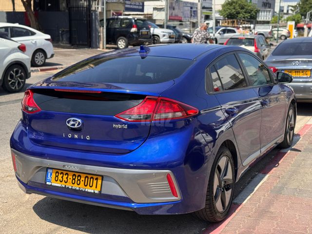 יונדאי איוניק