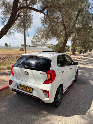 קיה פיקנטו