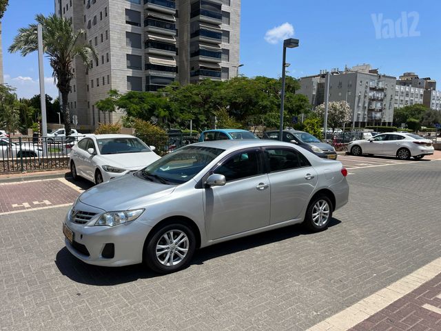מודעת רכב טויוטה קורולה