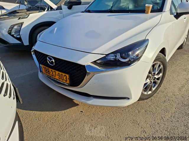 מודעת רכב מאזדה 2