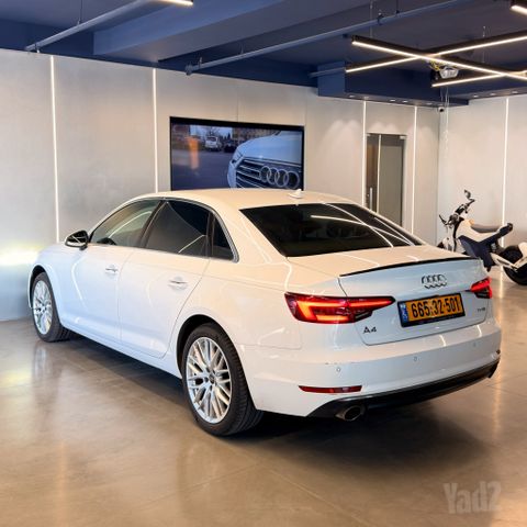 אאודי A4