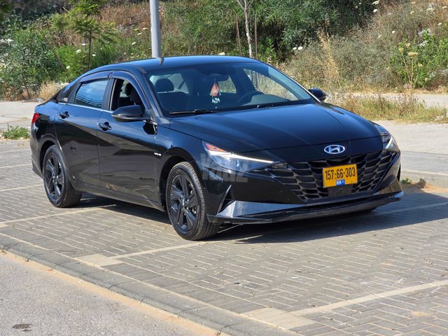 יונדאי אלנטרה