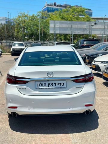 מאזדה 6