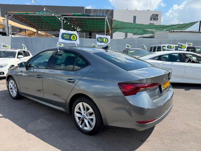 סקודה אוקטביה