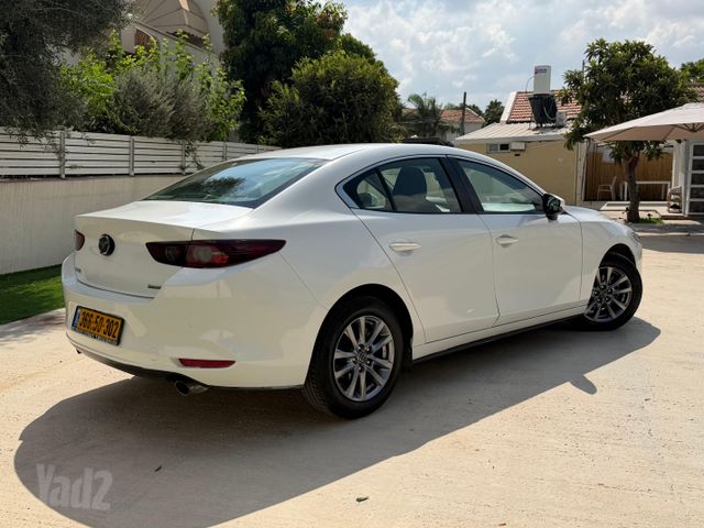 מודעת רכב מאזדה 3 2
