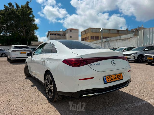 מרצדס-בנץ CLA