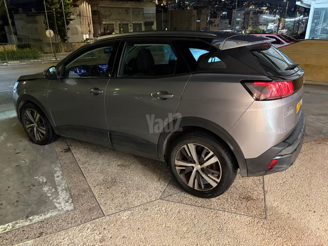 פיג'ו 3008