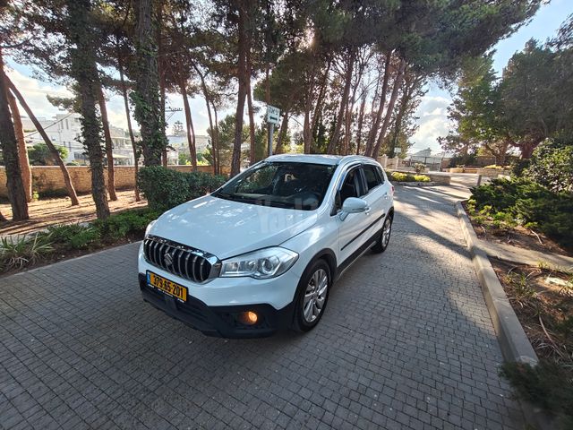 מודעת רכב סוזוקי קרוסאובר