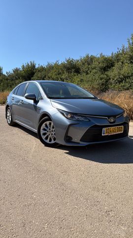 טויוטה קורולה