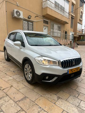 סוזוקי קרוסאובר