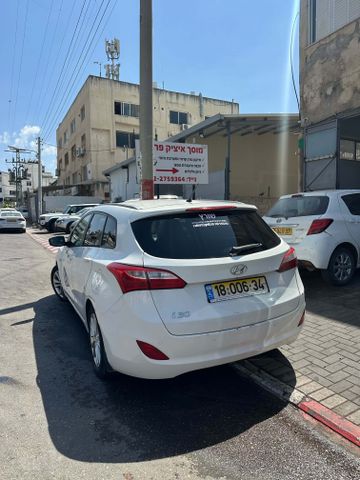 יונדאי i30
