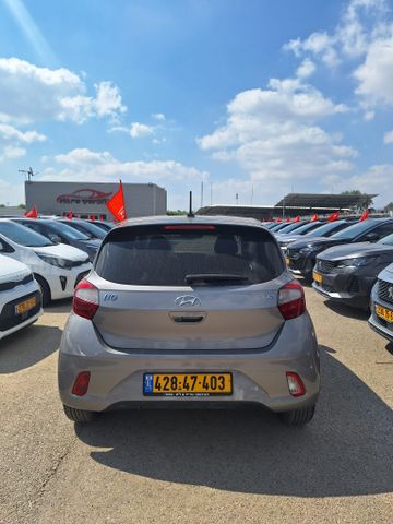 יונדאי i10