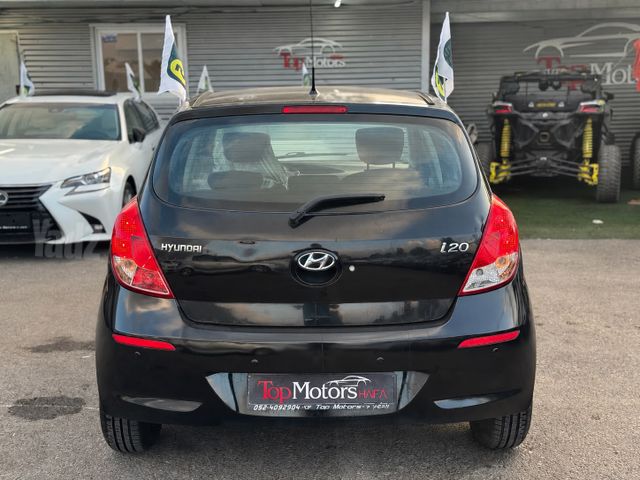 יונדאי i20