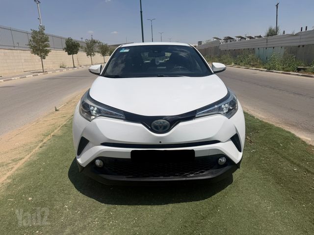 טויוטה C-HR