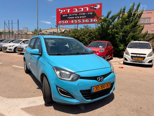 יונדאי i20
