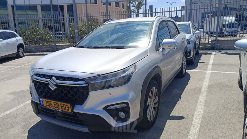 סוזוקי S-Cross