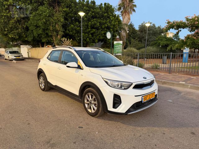 מודעת רכב קיה סטוניק