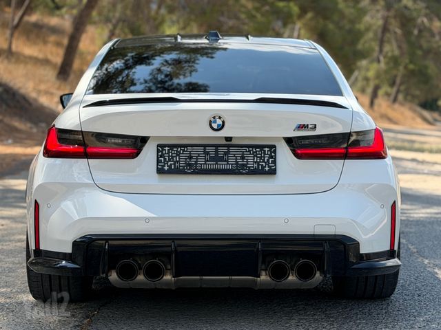 ב מ וו M3