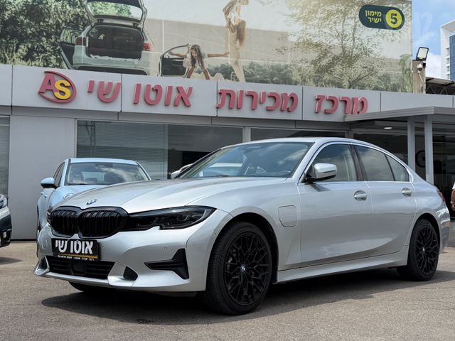 מודעת רכב ב מ וו סדרה 3