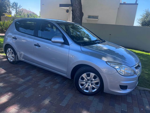 יונדאי i30