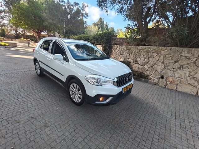 סוזוקי קרוסאובר