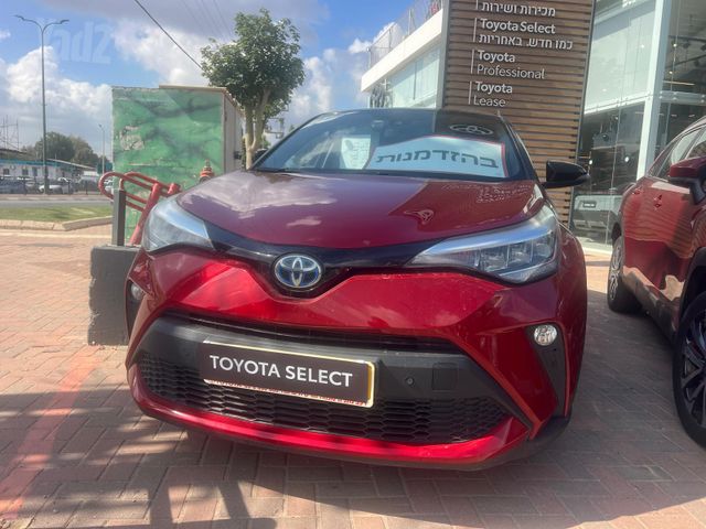 מודעת רכב טויוטה C-HR
