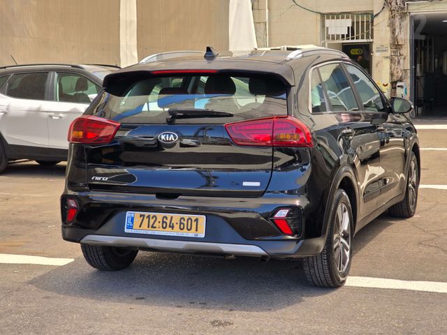 קיה נירו