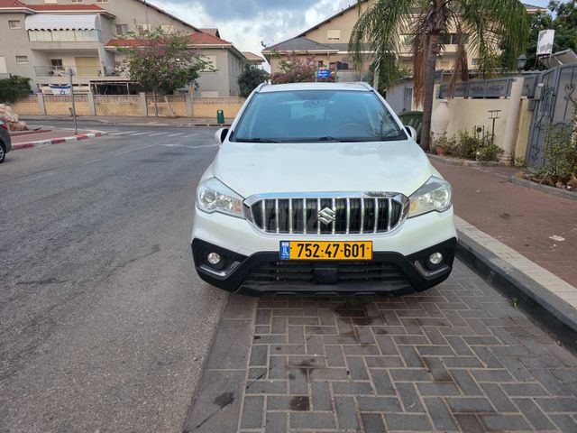 סוזוקי קרוסאובר