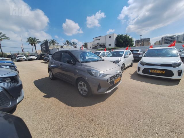 יונדאי i10