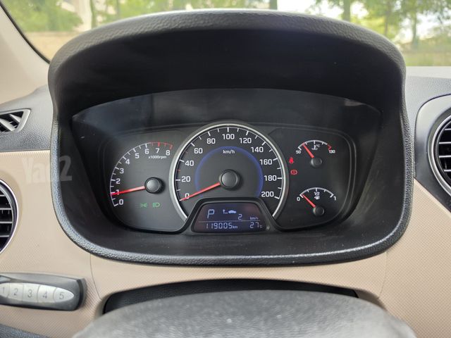יונדאי i10