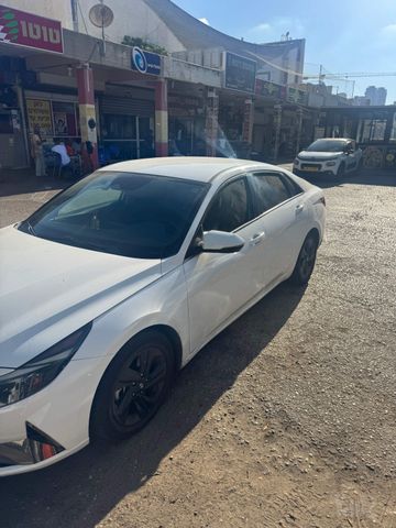 יונדאי אלנטרה
