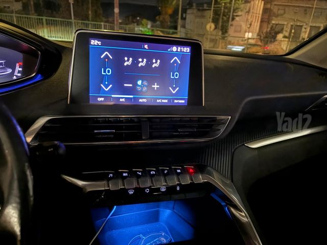 פיג'ו 3008