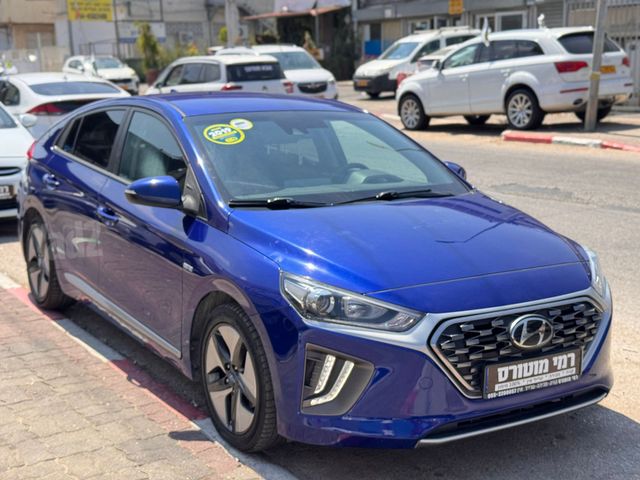 יונדאי איוניק