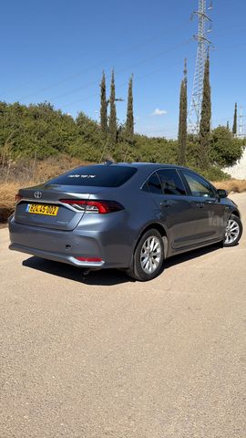 טויוטה קורולה