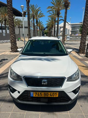 סיאט ארונה