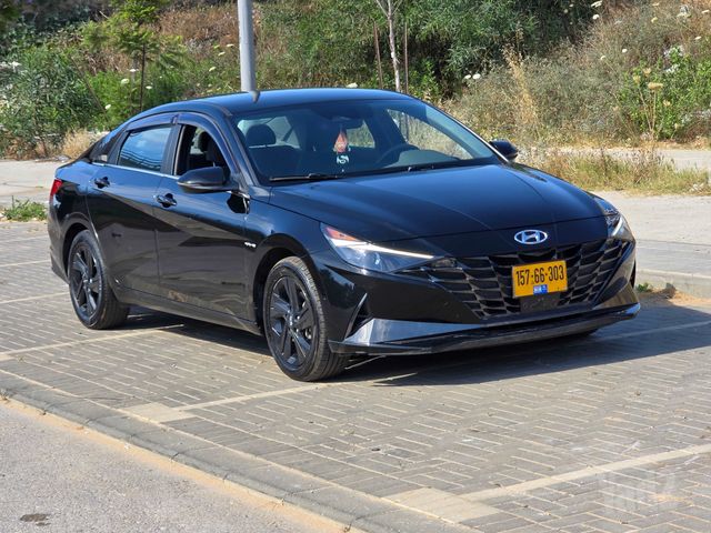יונדאי אלנטרה