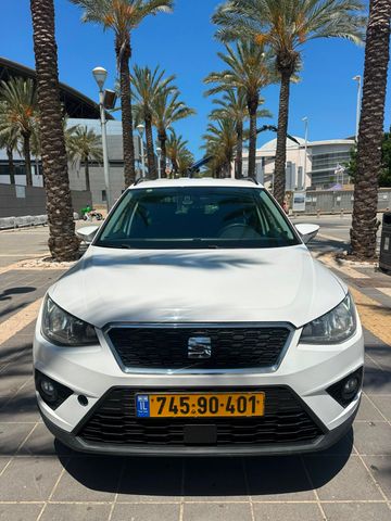 סיאט ארונה