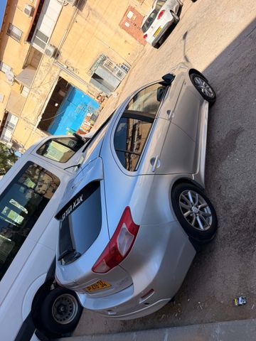 מיצובישי לנסר